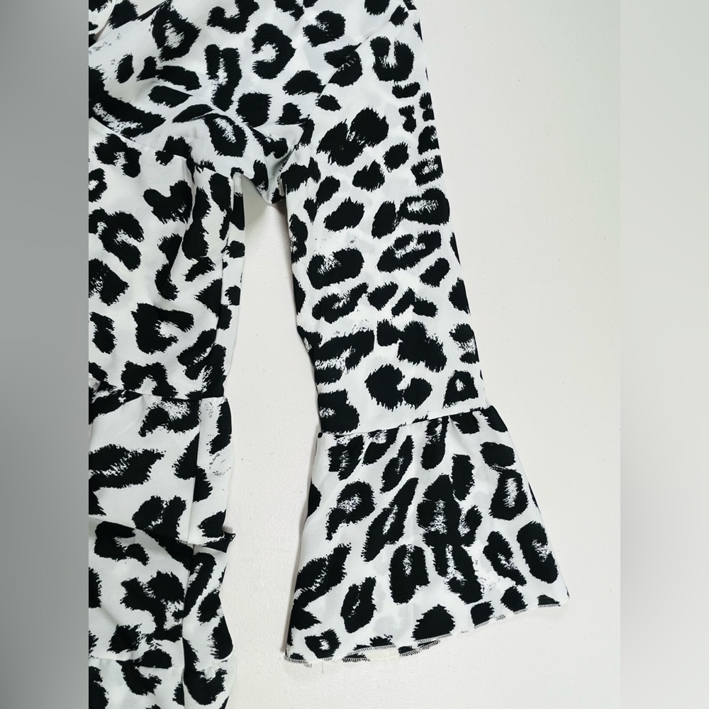 Sunday Up Black and White Animal Print Long Sleeve Dress - Picture 6 of 16